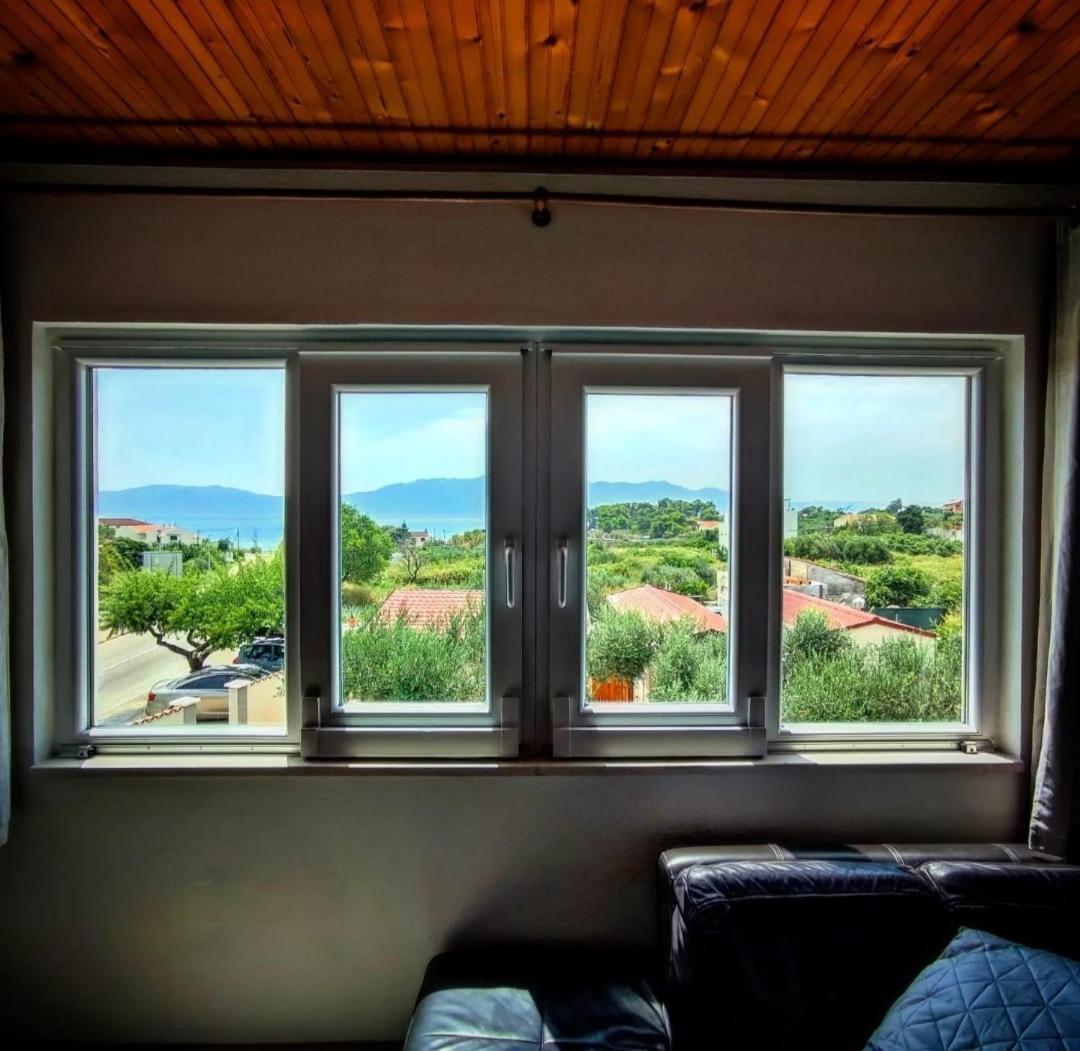 Manora Sucuraj 2 Bedroom Apartment Екстер'єр фото